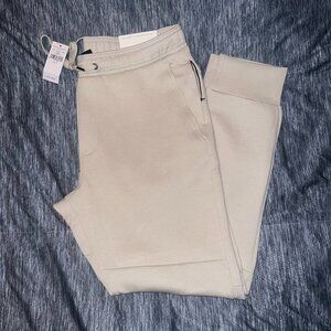 RARE FIND! American Eagle Active Fleece Joggers. Cream. Medium